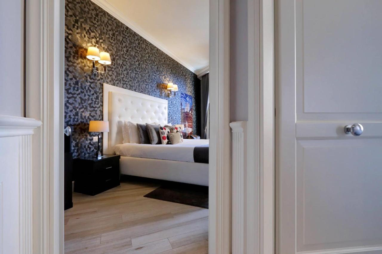 ซิสตินา ทเวนตี้ทรี ลักชัวรี รูม Hotel โรม ภายนอก รูปภาพ