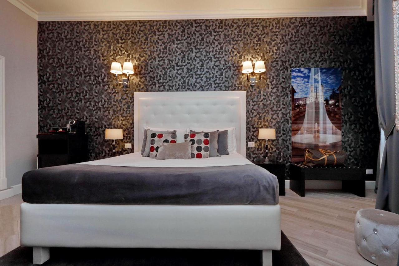 ซิสตินา ทเวนตี้ทรี ลักชัวรี รูม Hotel โรม ภายนอก รูปภาพ