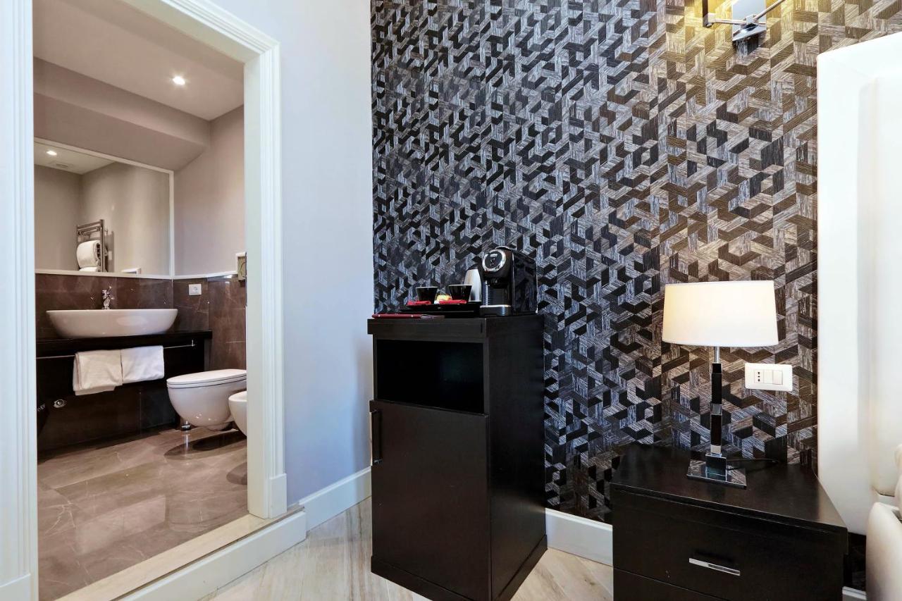ซิสตินา ทเวนตี้ทรี ลักชัวรี รูม Hotel โรม ภายนอก รูปภาพ