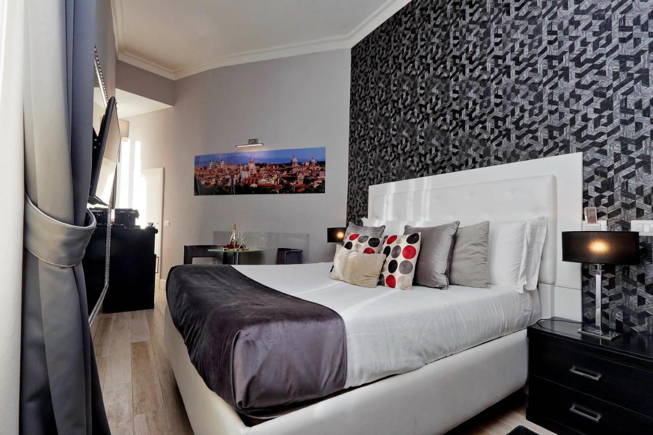 ซิสตินา ทเวนตี้ทรี ลักชัวรี รูม Hotel โรม ภายนอก รูปภาพ
