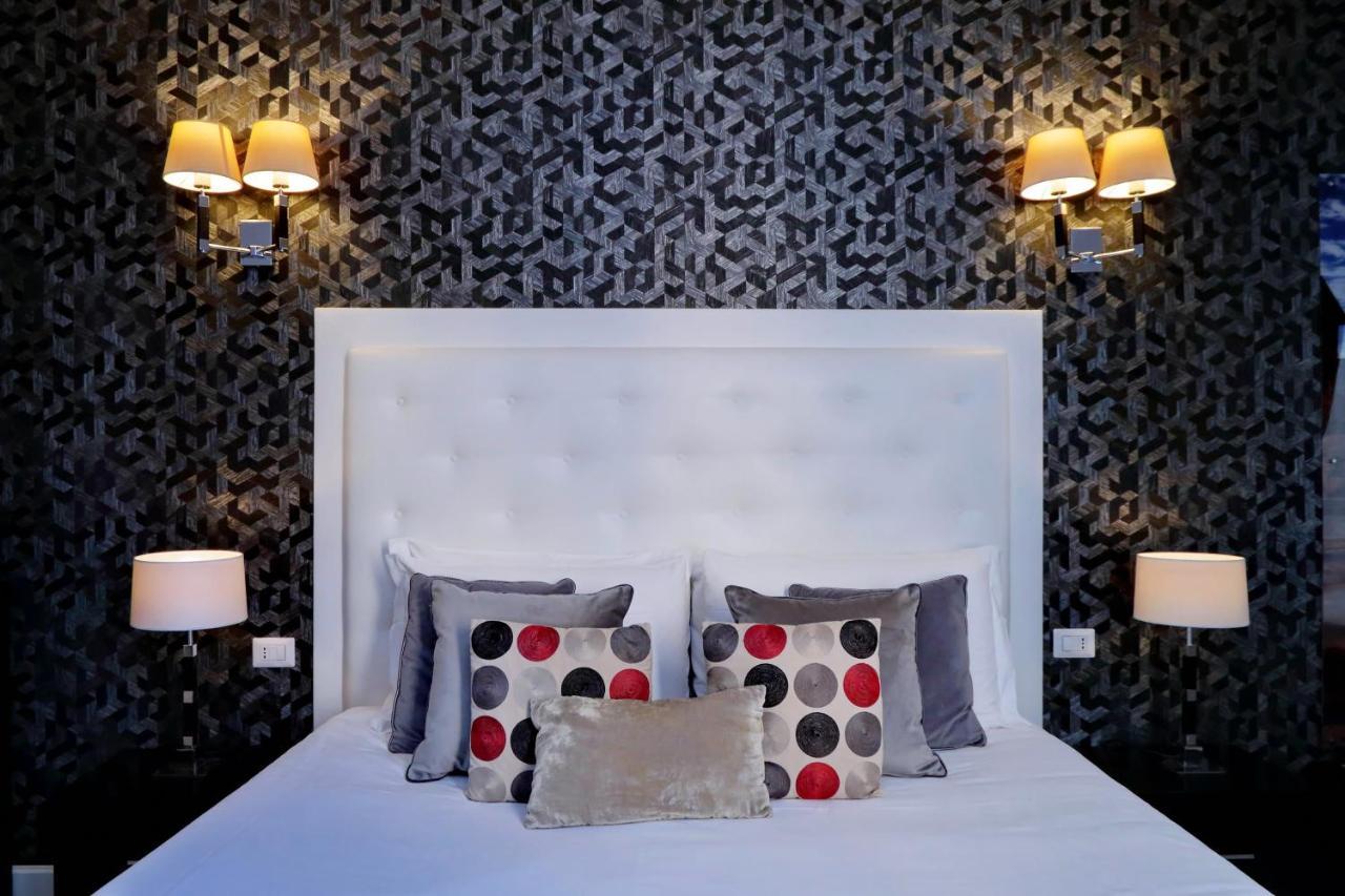 ซิสตินา ทเวนตี้ทรี ลักชัวรี รูม Hotel โรม ภายนอก รูปภาพ